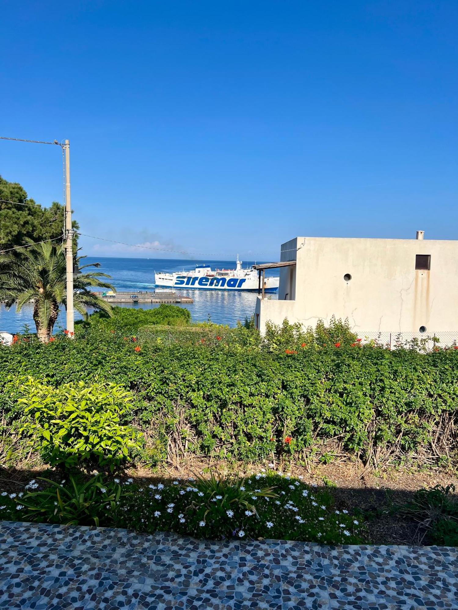 Villetta Punta Granata Санта-Марина-Салина Экстерьер фото